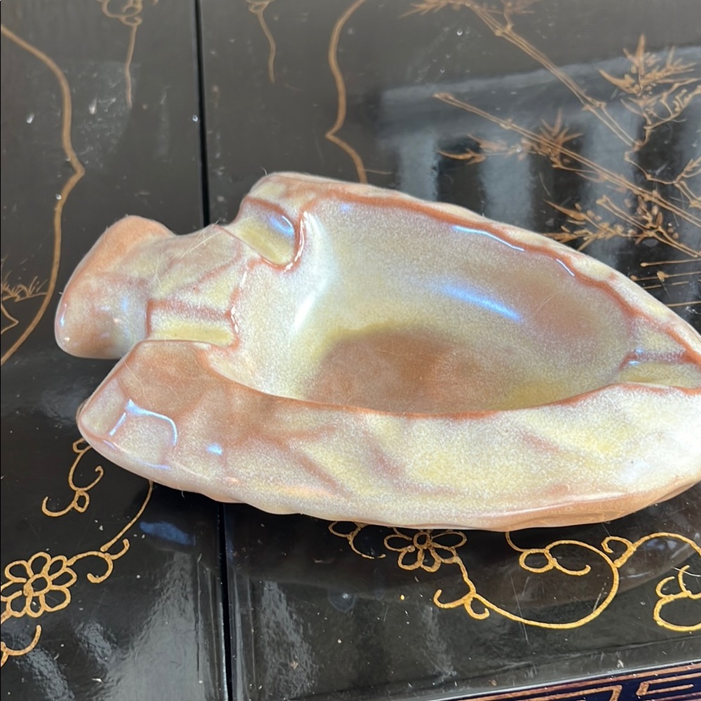 Cream and Brown Frankhoma ceramic ARROW ashtray. 1930s